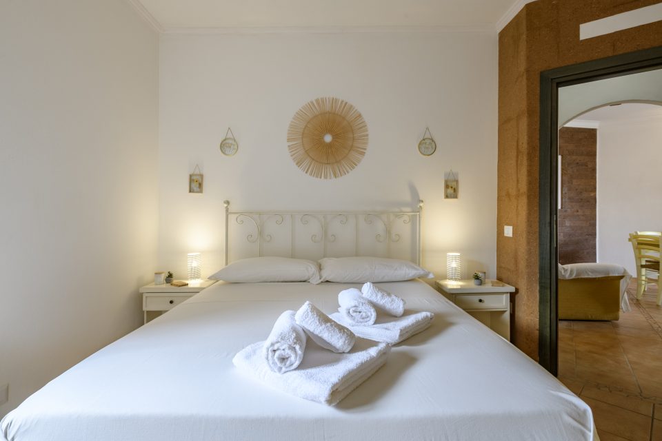 Lavanda di Mare, pequeño apartamento con piscina en Tergu - Imagen 4