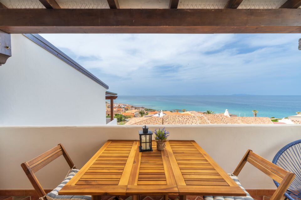 Bello Olivastro, pequeño apartamento en Lu Bagnu con terraza al mar - Imagen 5