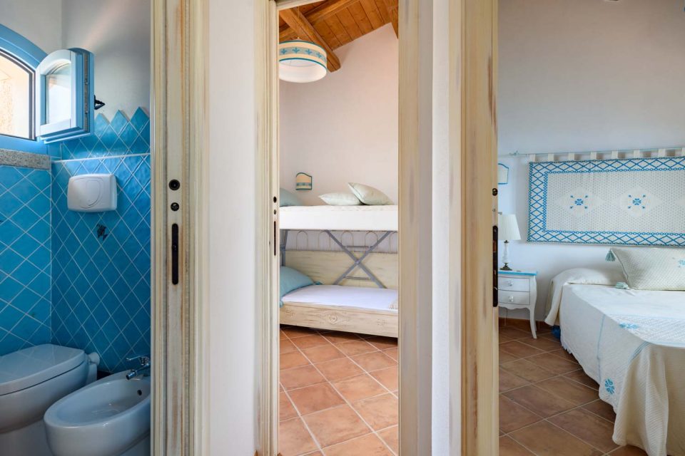 A Mariucella, pequeña y única villa en Castelsardo con vista al mar - Imagen 16