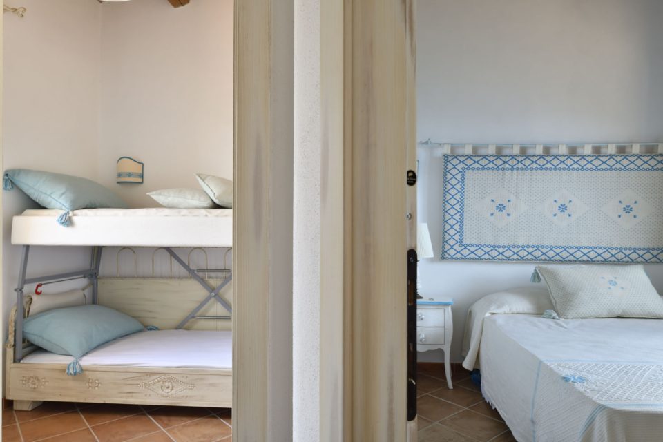 A Mariucella, pequeña y única villa en Castelsardo con vista al mar - Imagen 12