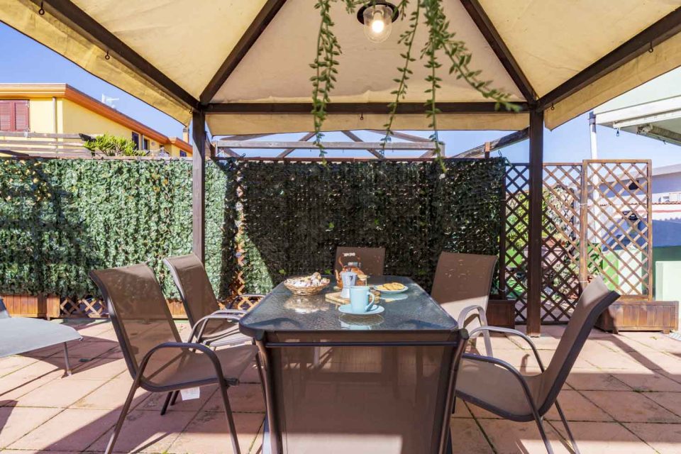 Elicriso Mare, apartamento en Lu Bagnu a 50m de la playa - Imagen 5
