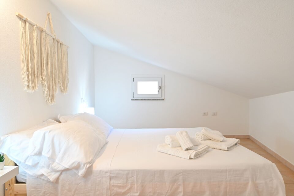 Ha bellavista 7, ático en Castelsardo de un dormitorio con terraza - Imagen 8