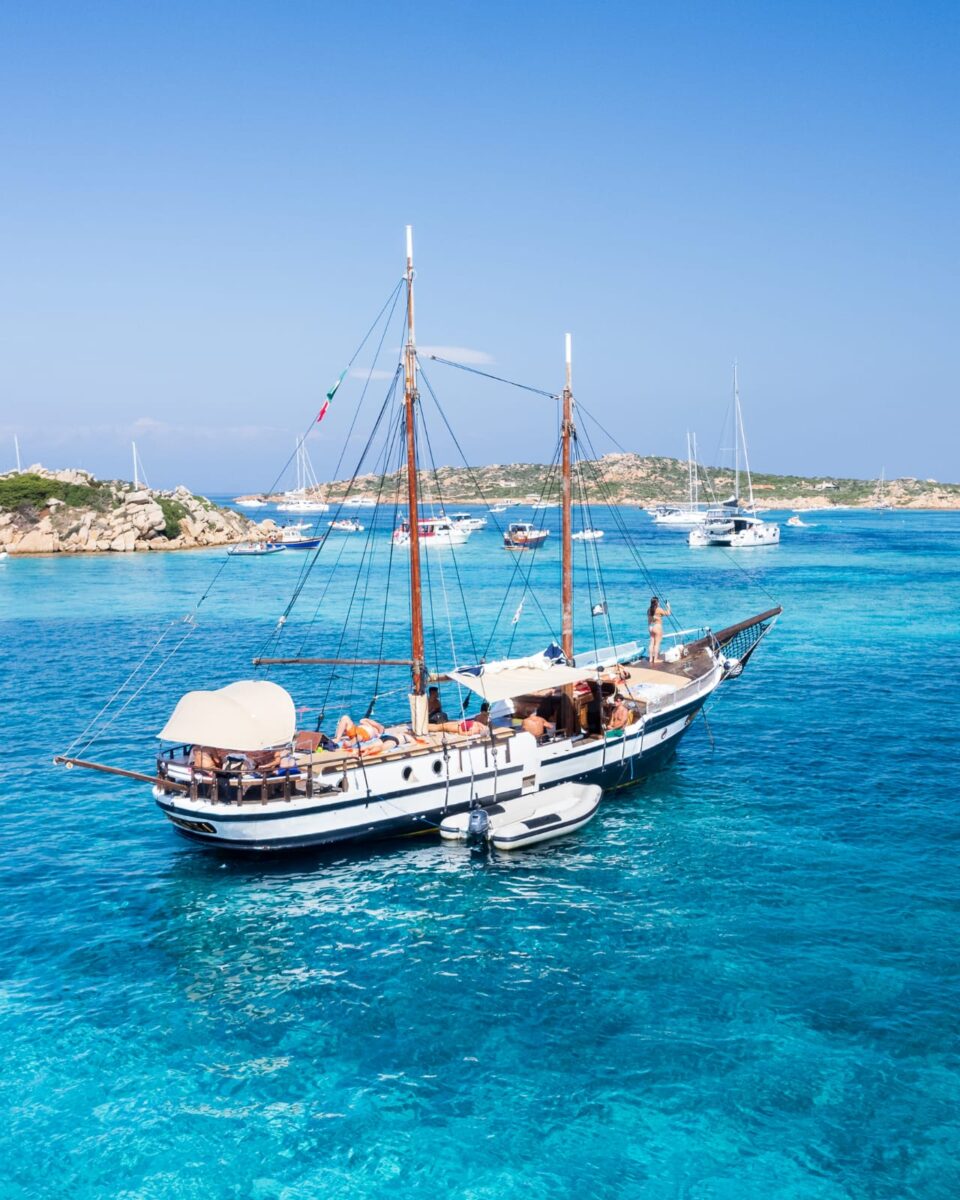 EXCURSION EN VELERO EN EL ARCHIPIELAGO DE LA MADDALENA - Imagen 2