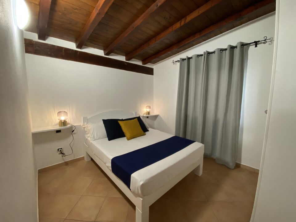 Olbia, apartamento de una habitación con terraza - Imagen 7