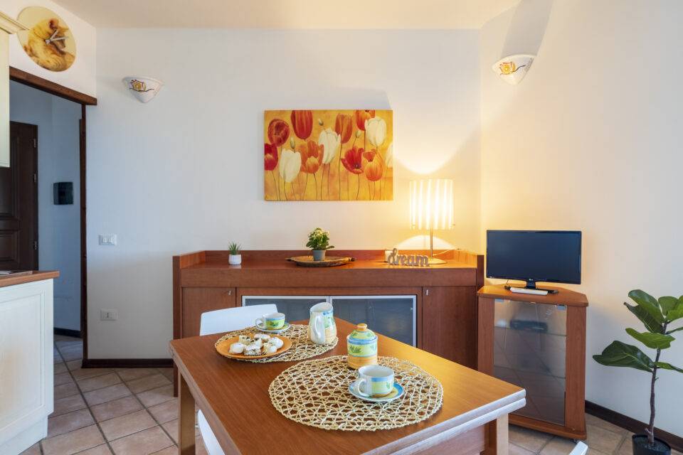 Marina en Lu Bagnu, apartamento frente al mar - Imagen 9