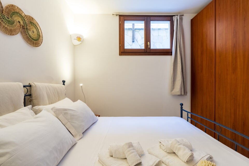 Lentisco, apartamento en Lu Bagnu. Gran terraza con vistas al Mar - Imagen 12