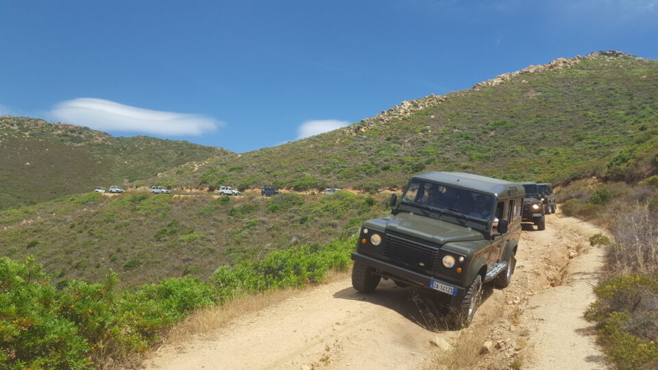 Excursión en Jeep 4x4 Costa Rei-Villasimius - Imagen 2