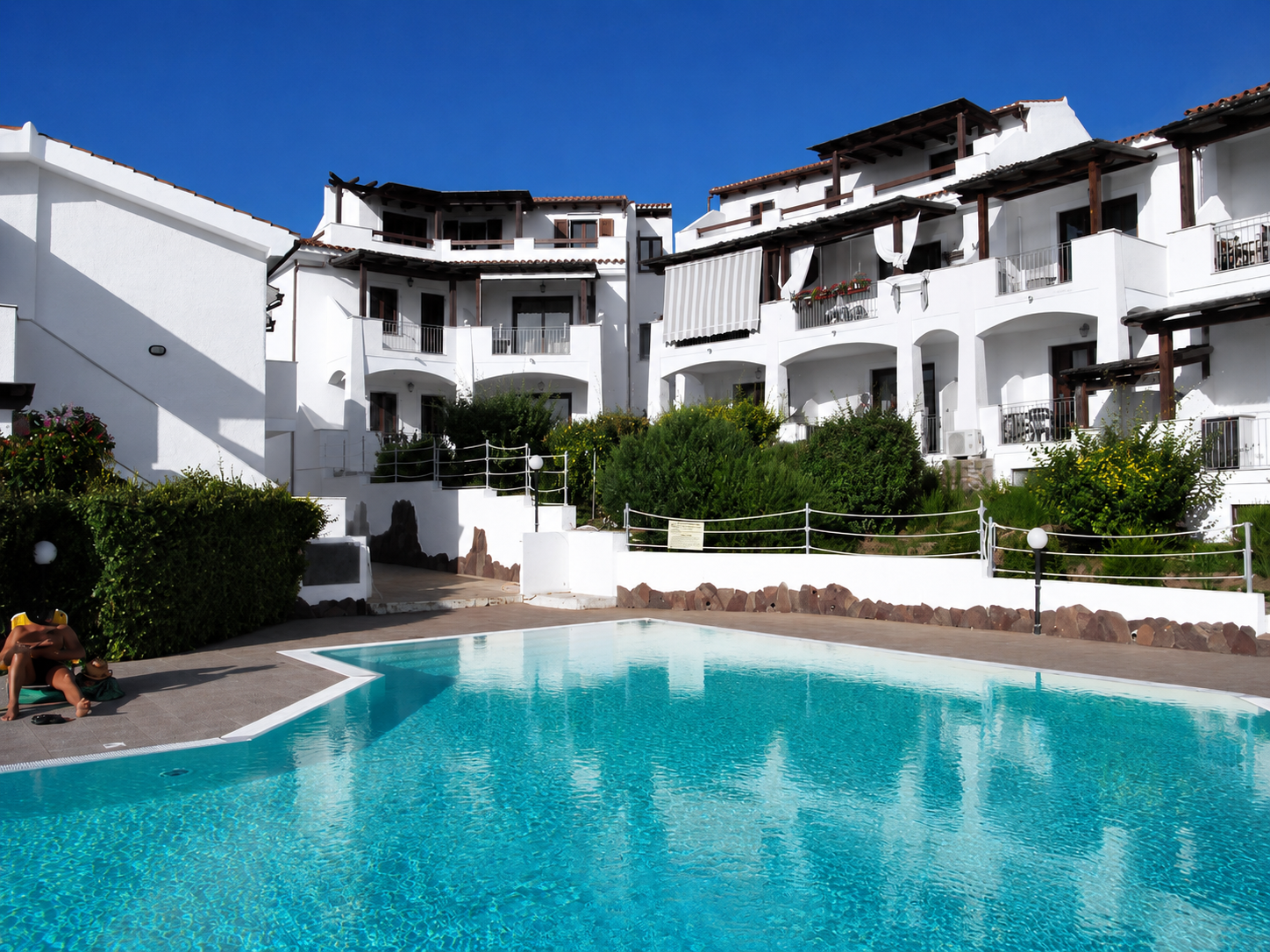 Apartamento Rosmarino, con piscina y a 100 metros del mar - Imagen 2