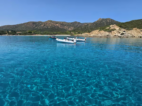 Cagliari: Paseo en lancha privada por el suroeste (salida desde Chia) - Imagen 5
