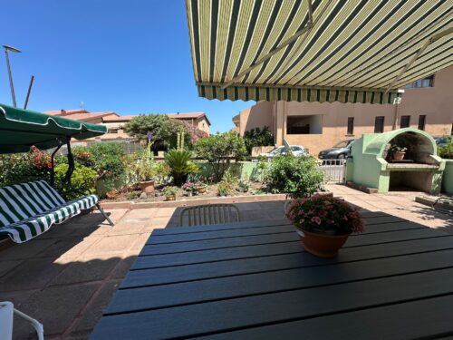 Ginepro Blu, apartamento en Lu Bagnu a 50 metros de la playa