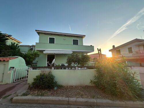 Ginestra, apartamento en Lu Bagnu cerca del mar